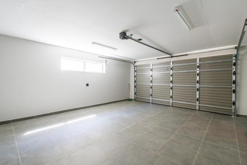 4 Bedroom Property for Sale in Renosterbos Estate Western Cape